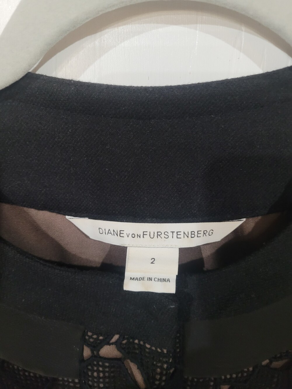 Diane Von Furstenberg Maya Black Lace Overlay Jacket with Leather Trim Size 2 - Picture 2 of 10